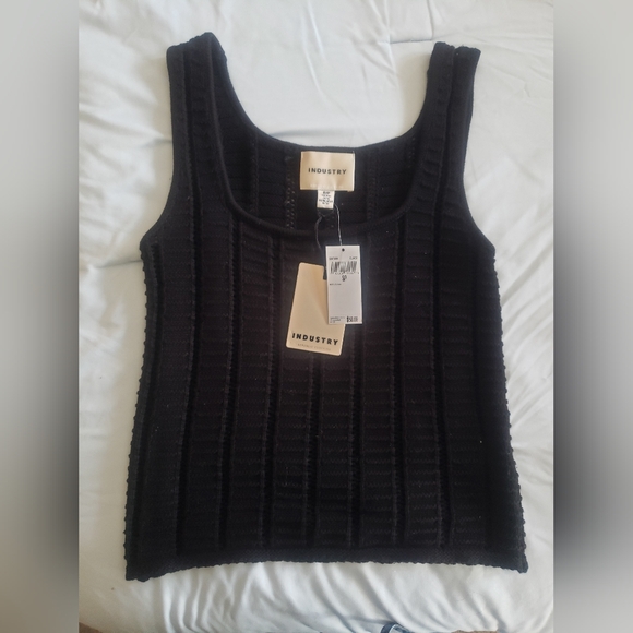 Top Industry Republic Clothing - Picture 2 of 4